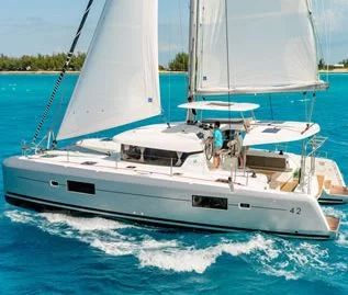 Catamaran LAGOON 42