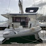 Catamaran Fountaine Pajot Astrea 42 – Accès au ponton