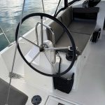 Monocoque Jeanneau Sun Odyssey 440 – Poste de barre